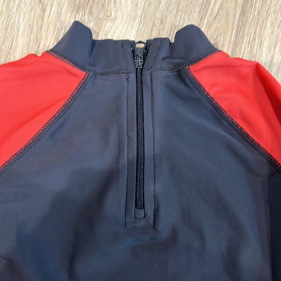 GAP surf rash guard size 12-18 month boy with zip back. Bundle for discount - Picture 2 of 2